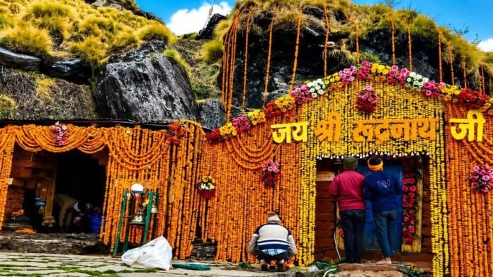 रुद्रनाथ मंदिर के कपाट 17 अक्टूबर को होंगे बंद, जानिए शीतकाल में कहां होंगे भगवान शिव के दर्शन