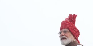 80वें स्वतंत्रता दिवस पर PM मोदी का आर्थिक रोडमैप: ‘फ्रेजाइल फाइव’ से ग्लोबल ग्रोथ इंजन तक, ‘शक्ति की सप्त धारा’ पर फोकस 80वें स्वतंत्रता दिवस पर PM मोदी का आर्थिक रोडमैप: 'फ्रेजाइल फाइव' से ग्लोबल ग्रोथ इंजन तक, 'शक्ति की सप्त धारा' पर फोकस