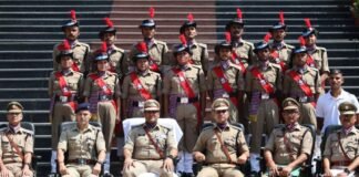 देहरादून पुलिस लाइन में पासिंग आउट सेरेमनी का आयोजन, 9 महीने के प्रशिक्षण के बाद 15 आरक्षी पुलिस बल में शामिल देहरादून पुलिस लाइन में पासिंग आउट सेरेमनी का आयोजन, 9 महीने के प्रशिक्षण के बाद 15 आरक्षी पुलिस बल में शामिल