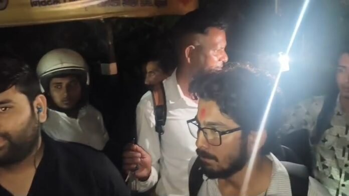 देहरादून में बदमाशों के हौसले बुलंद: स्कूटी सवार बैंककर्मी पर चलाई गोली, बाल-बाल बची जान