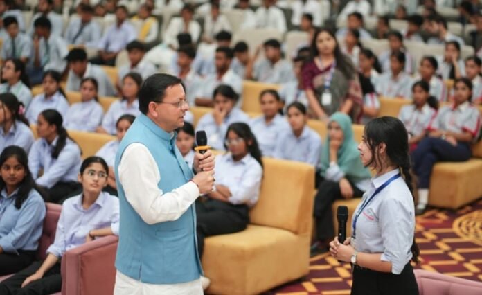 सीएम धामी का युवाओं को मंत्र: नौकरी मांगने वाले नहीं, नौकरी देने वाले बनें, काशीपुर में की सीधे बात