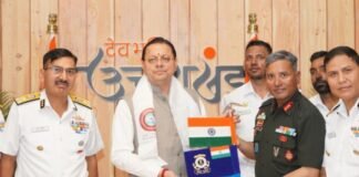 भारतीय तटरक्षक बल ने माउंट मुकुट ईस्ट पर ऐतिहासिक आरोहण किया, सीएम धामी ने स्वागत किया भारतीय तटरक्षक बल ने माउंट मुकुट ईस्ट पर ऐतिहासिक आरोहण किया, सीएम धामी ने स्वागत किया