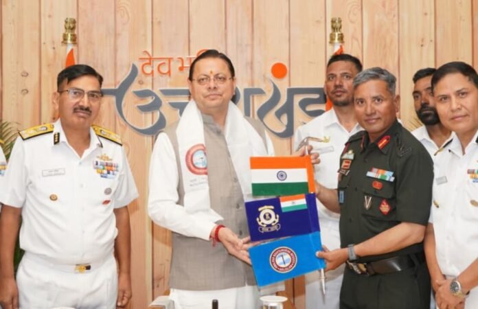 भारतीय तटरक्षक बल ने माउंट मुकुट ईस्ट पर ऐतिहासिक आरोहण किया, सीएम धामी ने स्वागत किया