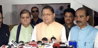 सीएम धामी ने विपक्ष के एसआईआर प्रदर्शन को बताया बहाना सीएम धामी ने विपक्ष के एसआईआर प्रदर्शन को बताया बहाना